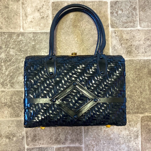 Handbags - SOLD Vintage woven handbag